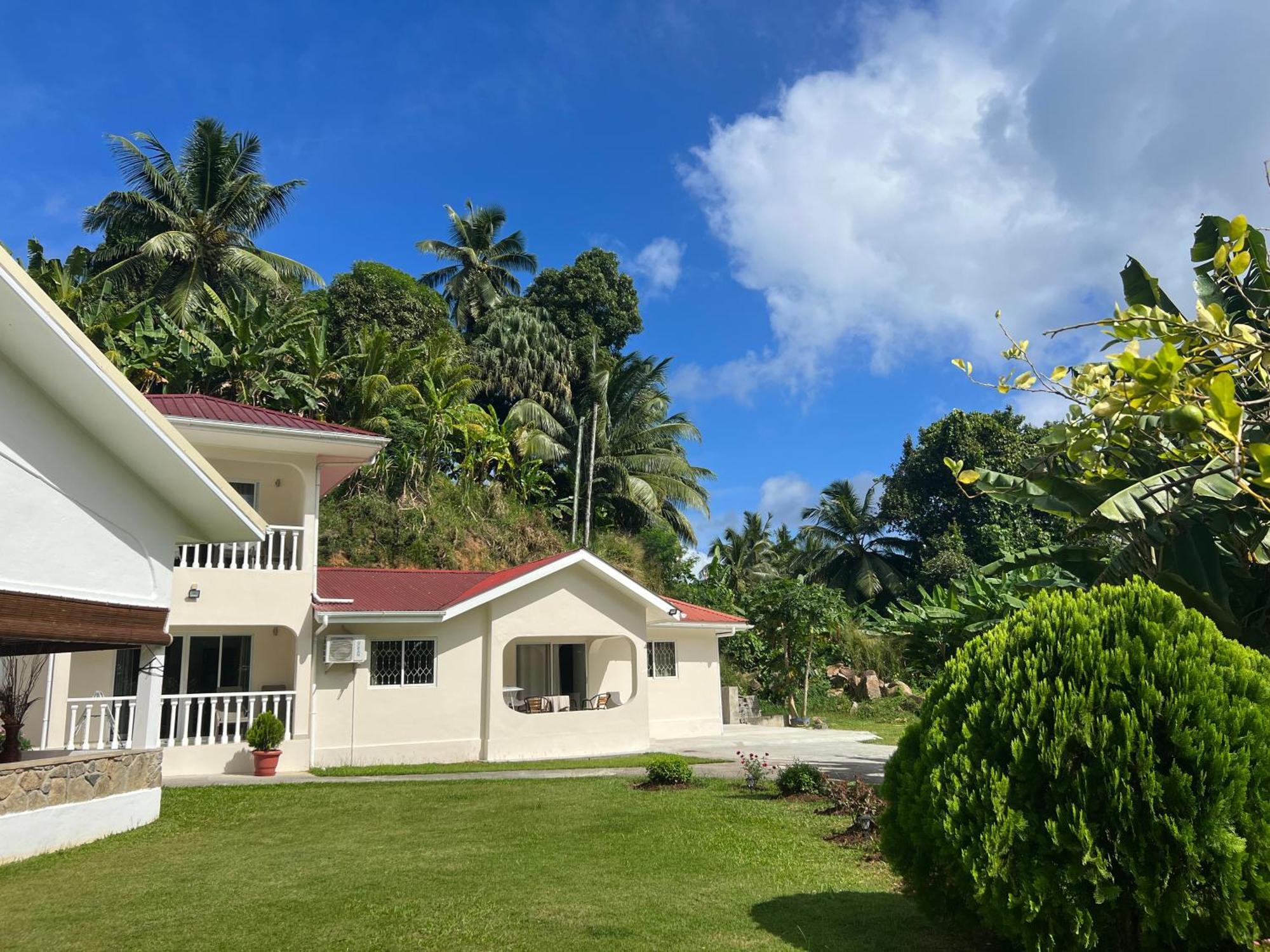 Paul'S Residence Baie Lazare  Exterior photo